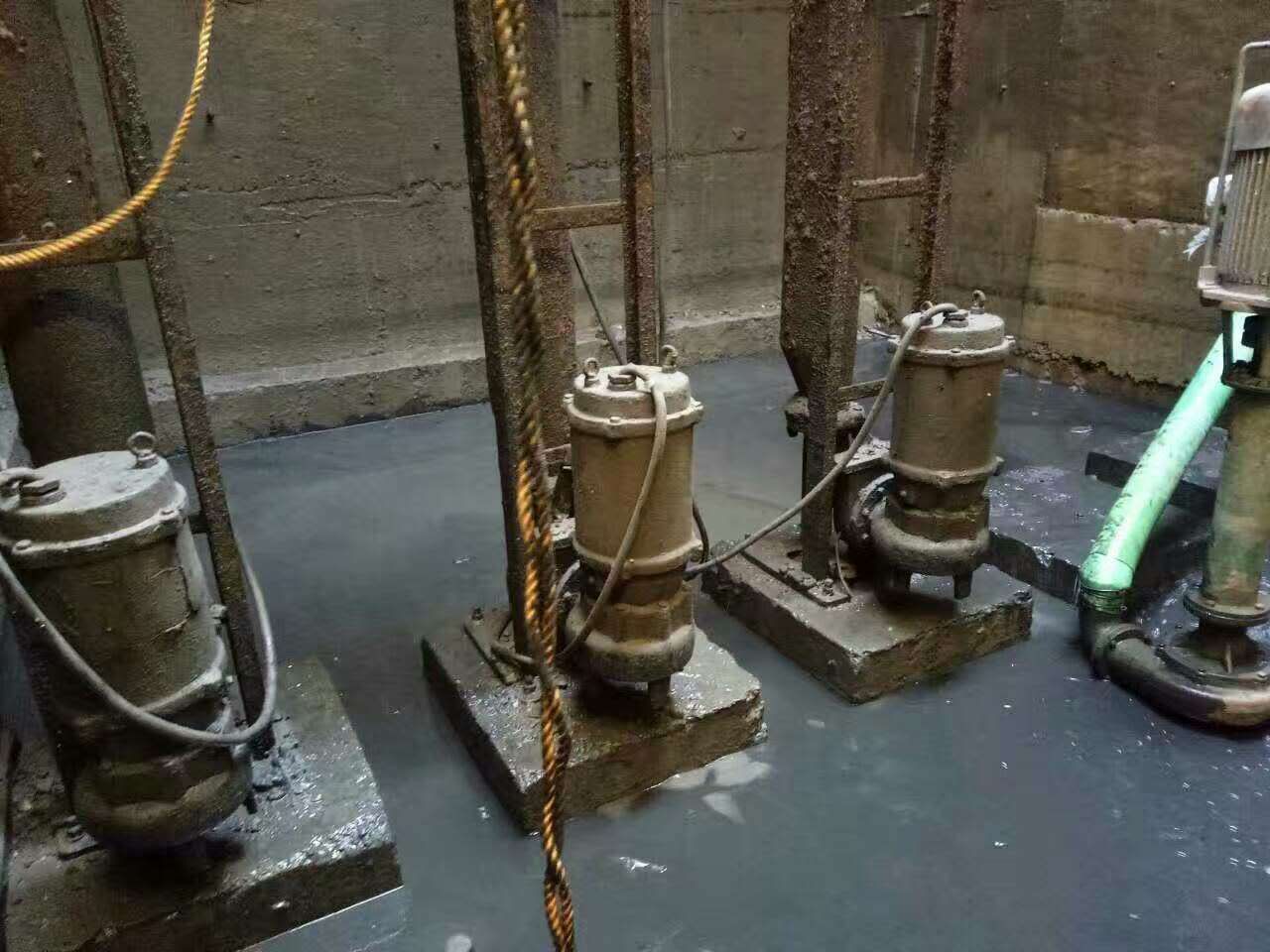 虎门镇污水池清理